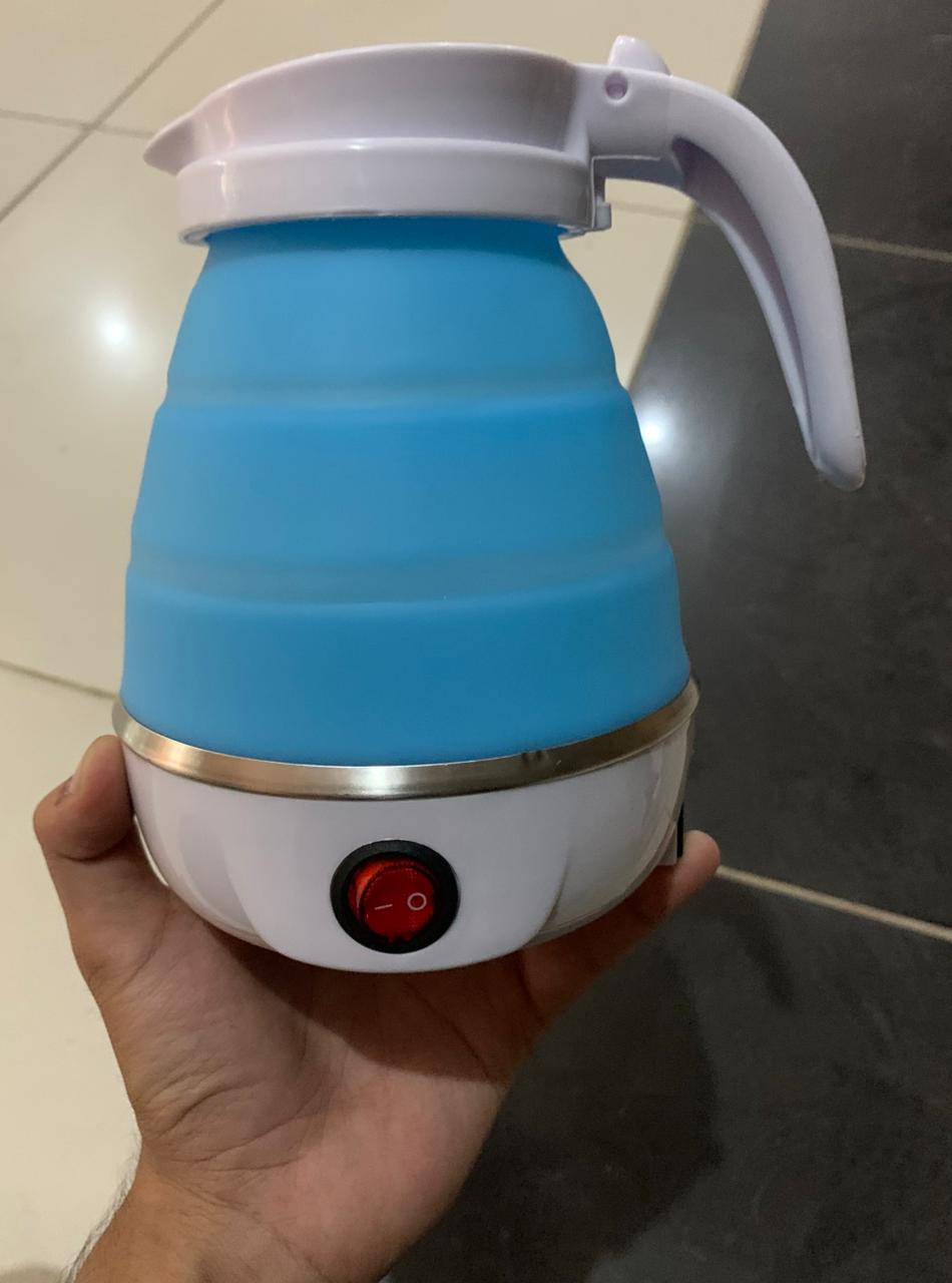 Foldable And Portable Teapot Water Heater Electric Kettle 0.6L (Random Colors)